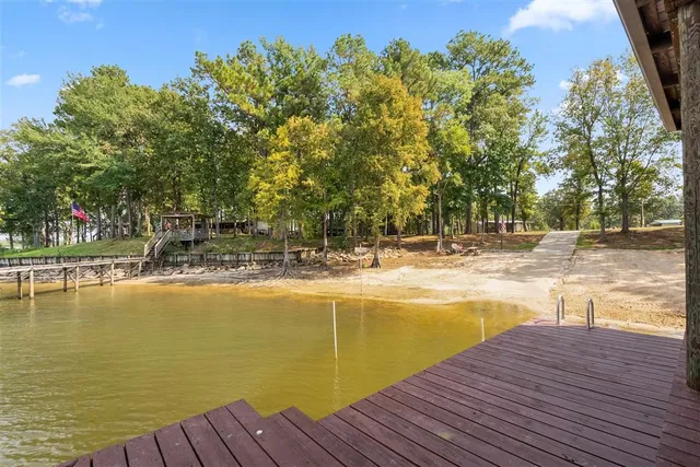 $450,000 | 1120 Falcon Drive, Florien, LA 71429