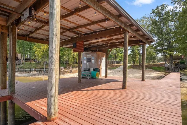 $450,000 | 1120 Falcon Drive, Florien, LA 71429