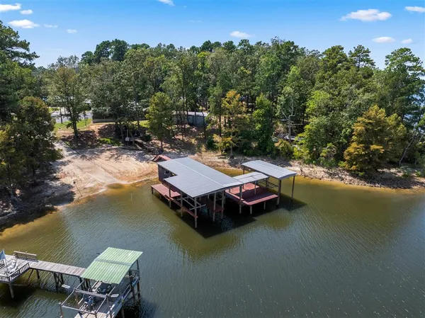 $450,000 | 1120 Falcon Drive, Florien, LA 71429