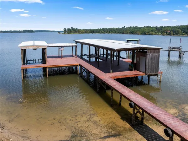 $450,000 | 1120 Falcon Drive, Florien, LA 71429