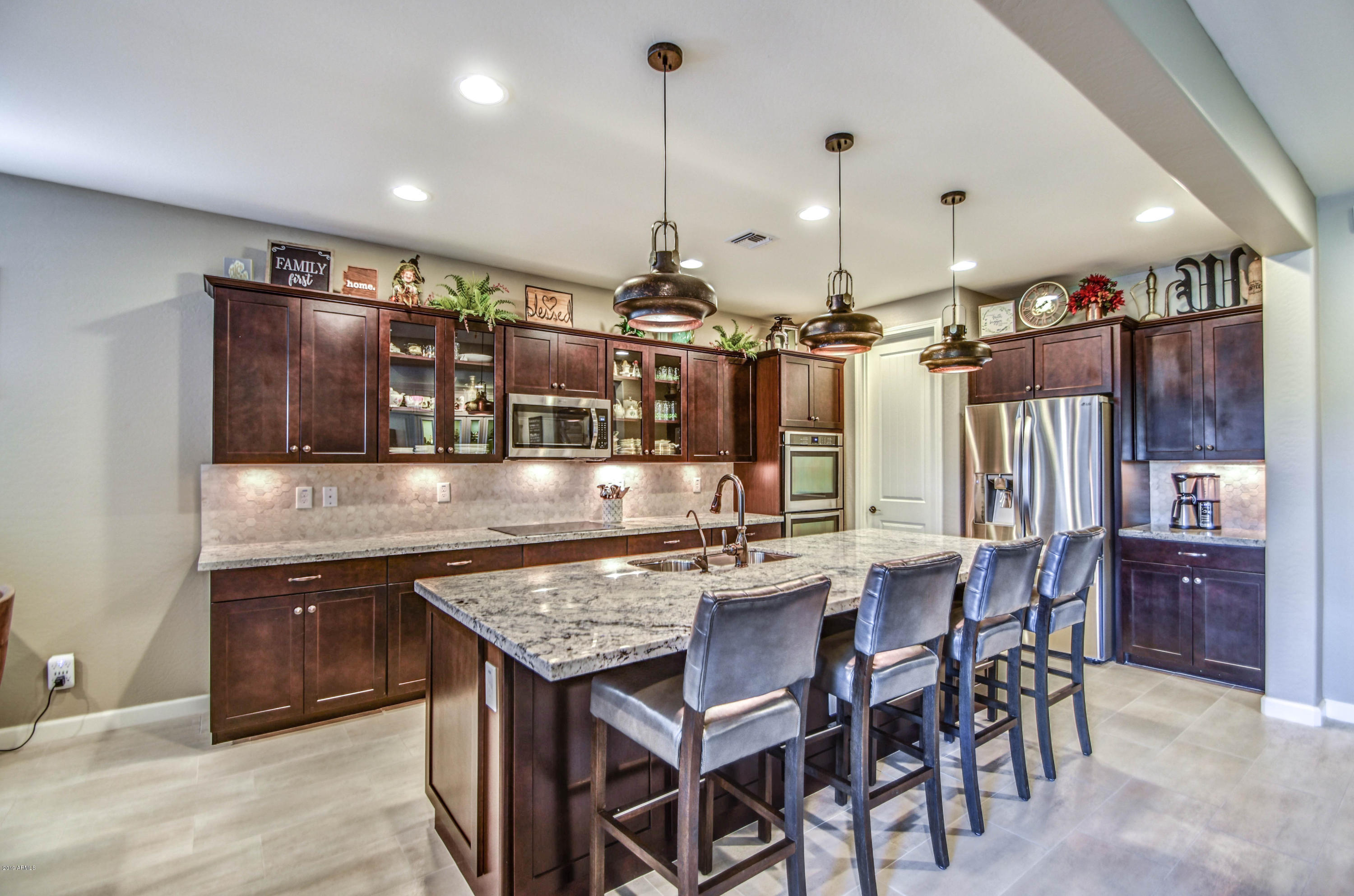 922 West Yellowstone Way Chandler, AZ 85248 - Photo 21 of 79 KITCHEN 1
