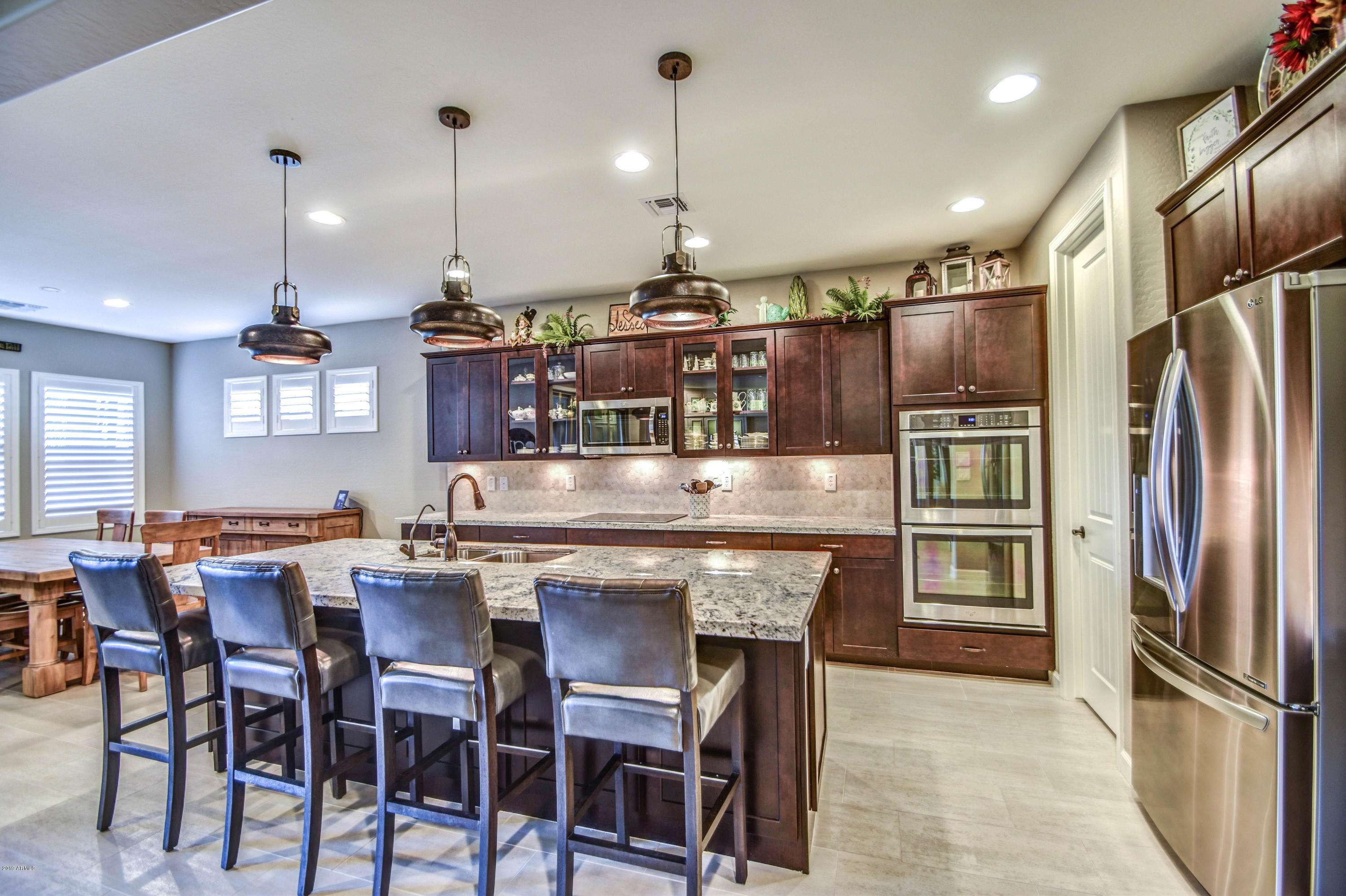 922 West Yellowstone Way Chandler, AZ 85248 - Photo 24 of 79 KITCHEN 4