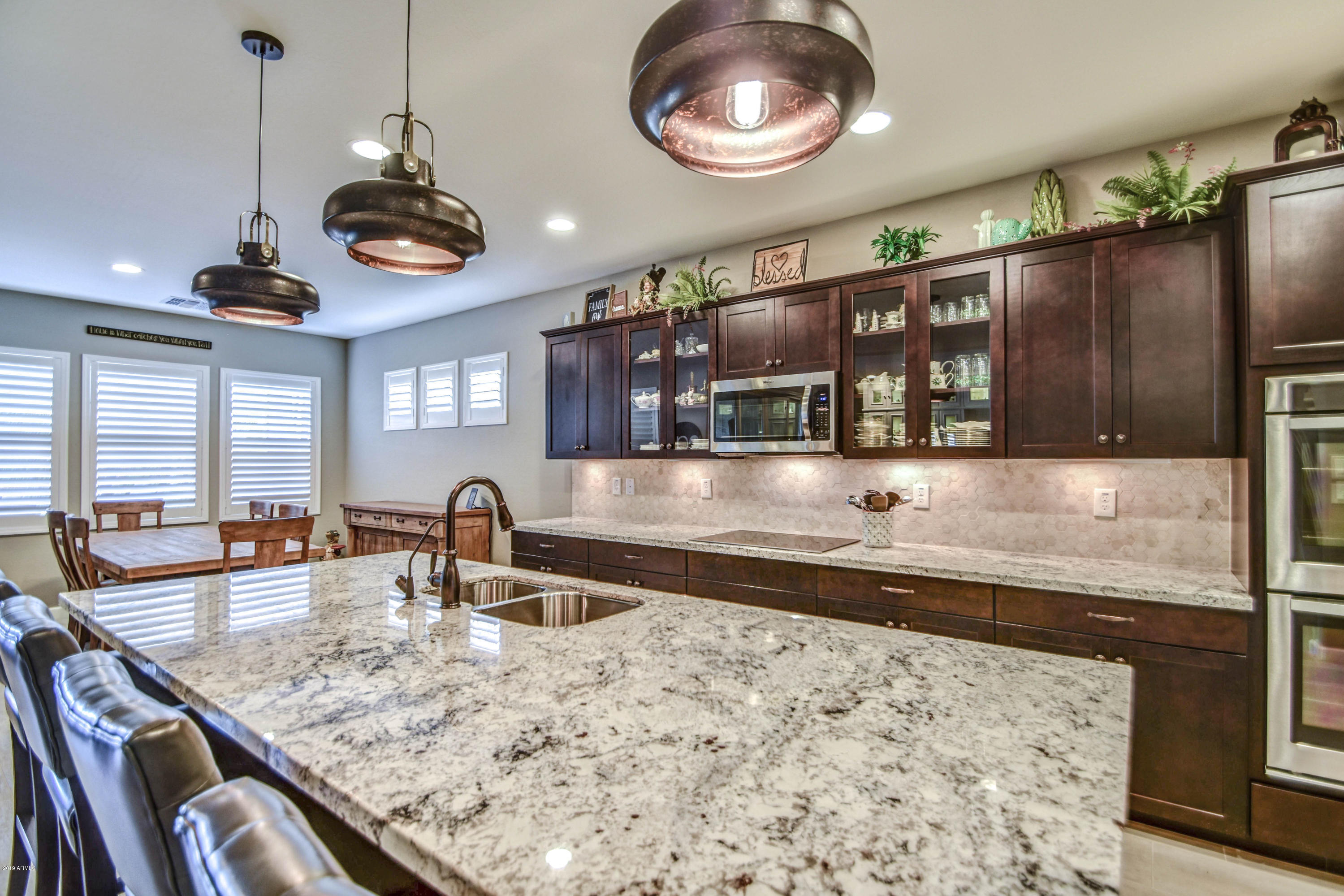 922 West Yellowstone Way Chandler, AZ 85248 - Photo 25 of 79 KITCHEN 5