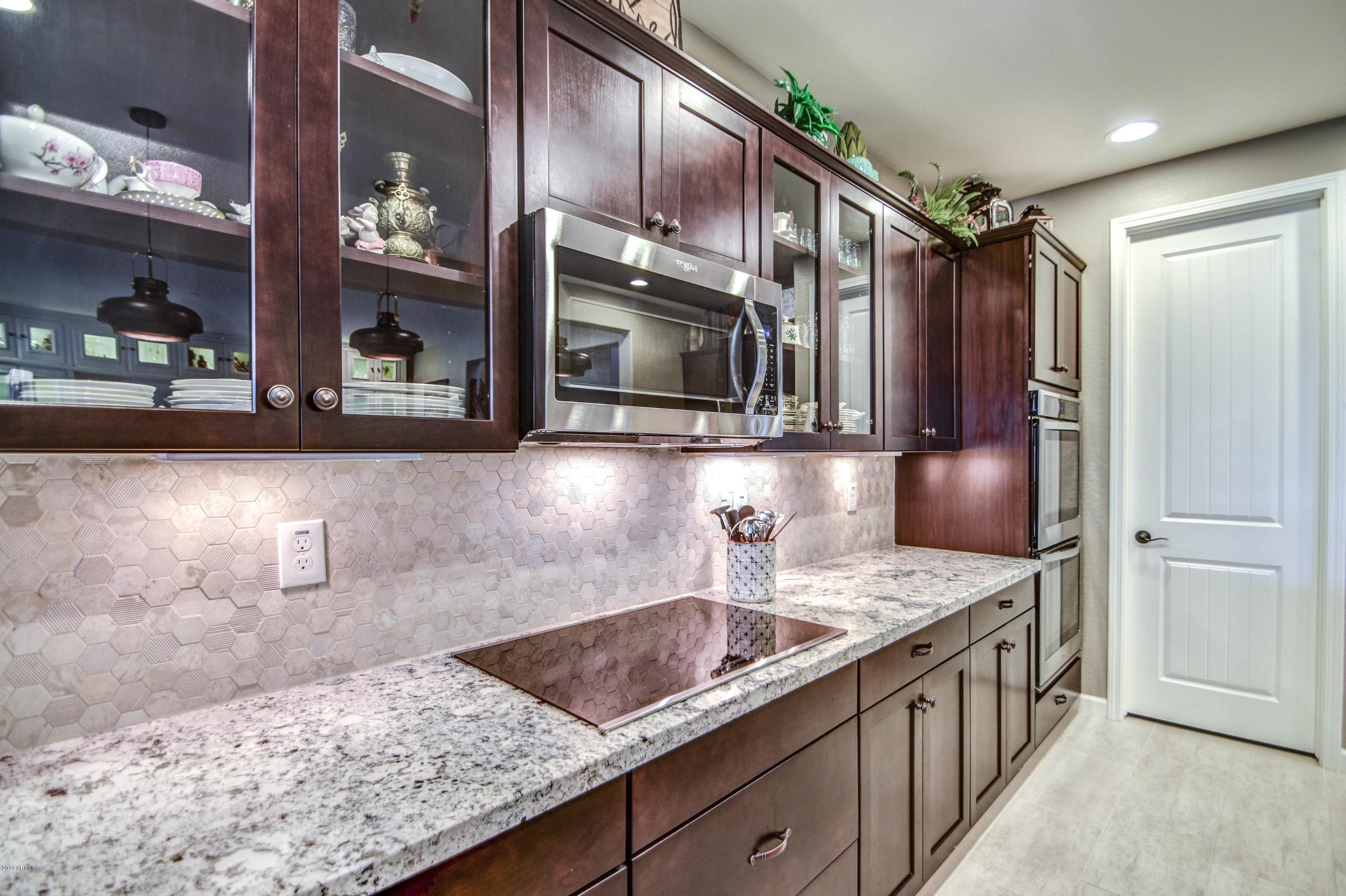 922 West Yellowstone Way Chandler, AZ 85248 - Photo 30 of 79 KITCHEN 11
