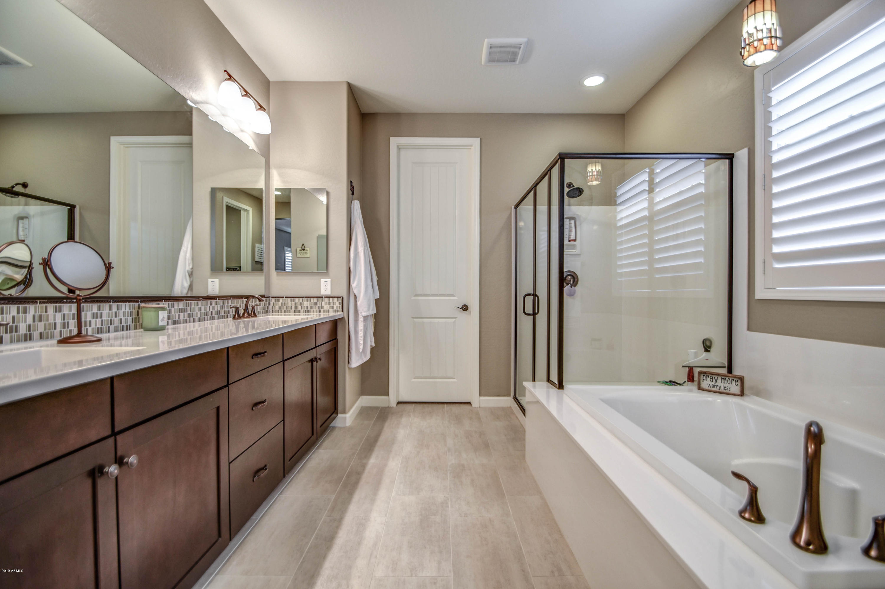 922 West Yellowstone Way Chandler, AZ 85248 - Photo 39 of 79 MASTER BATH 3