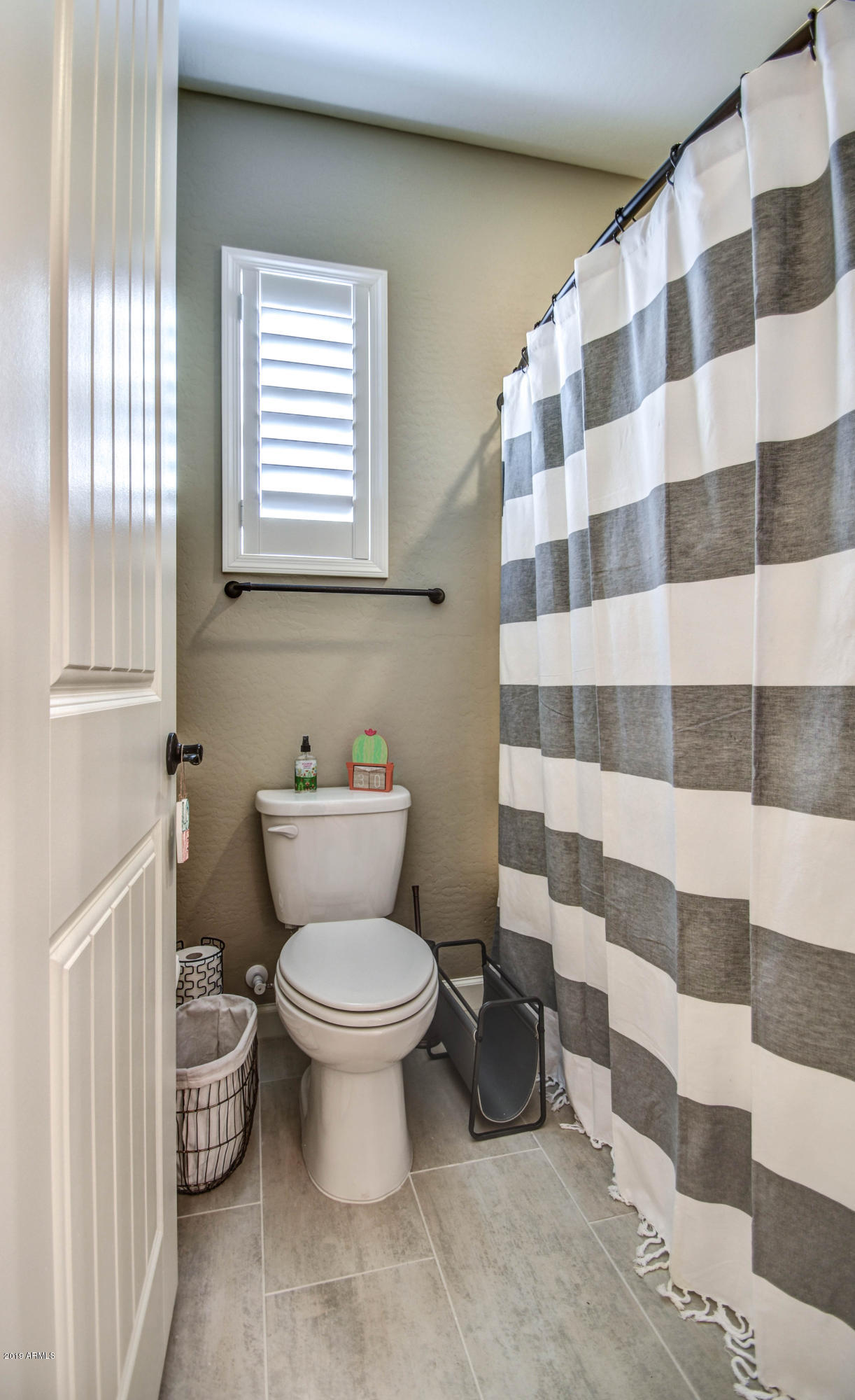 922 West Yellowstone Way Chandler, AZ 85248 - Photo 49 of 79 BATH 2, 2