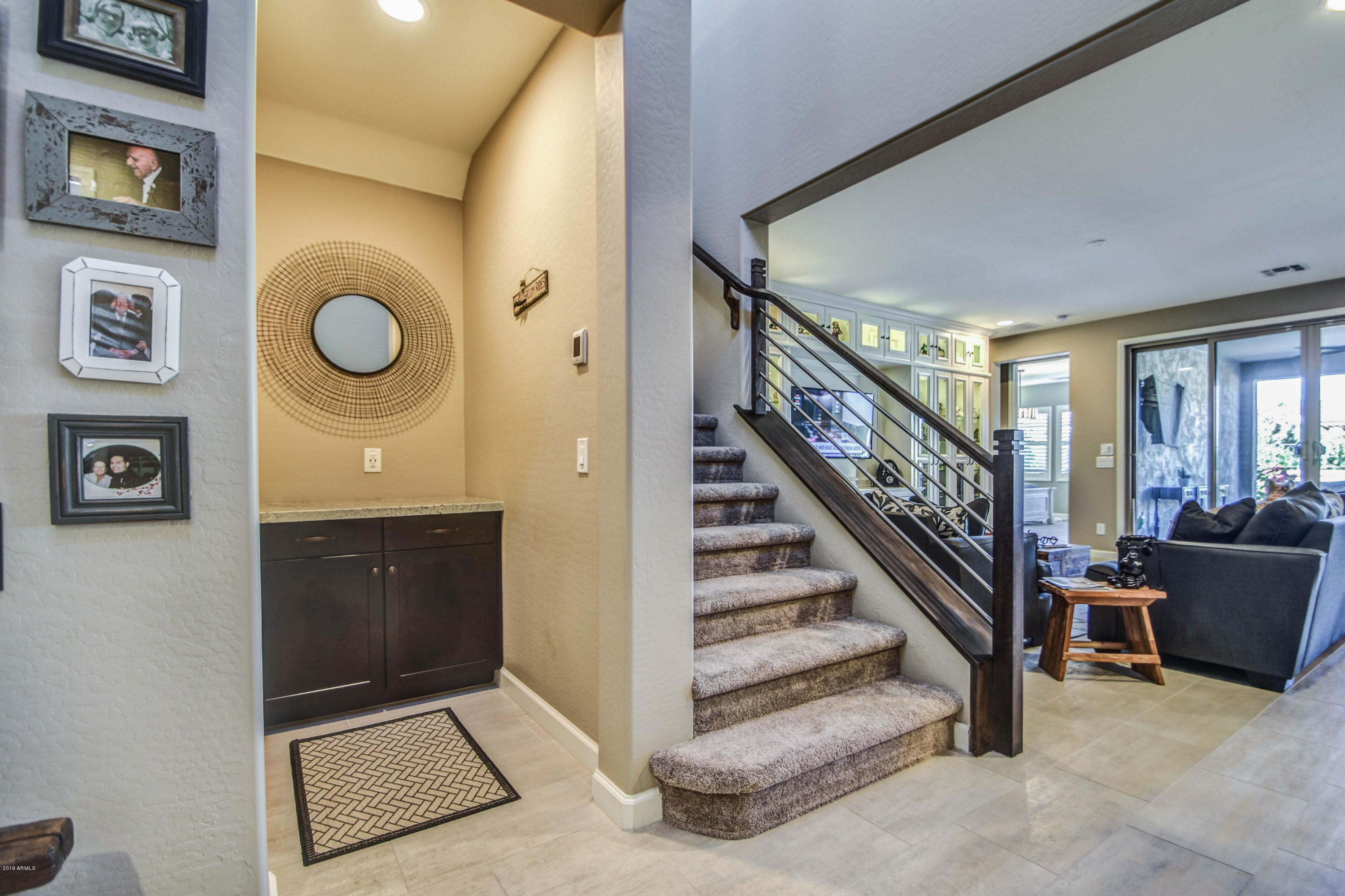 922 West Yellowstone Way Chandler, AZ 85248 - Photo 6 of 79 ENTRY 2