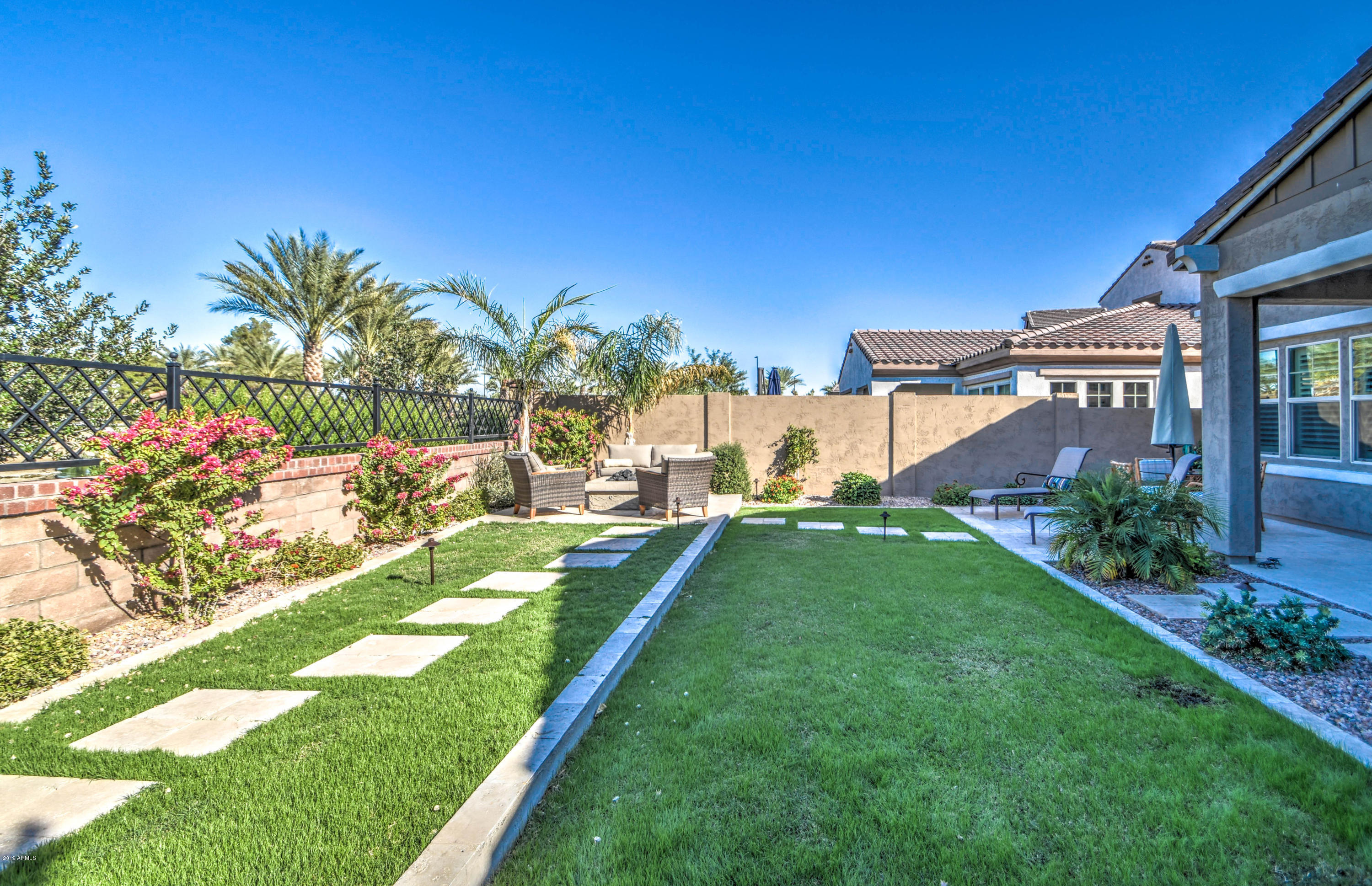 922 West Yellowstone Way Chandler, AZ 85248 - Photo 62 of 79 REAR 8