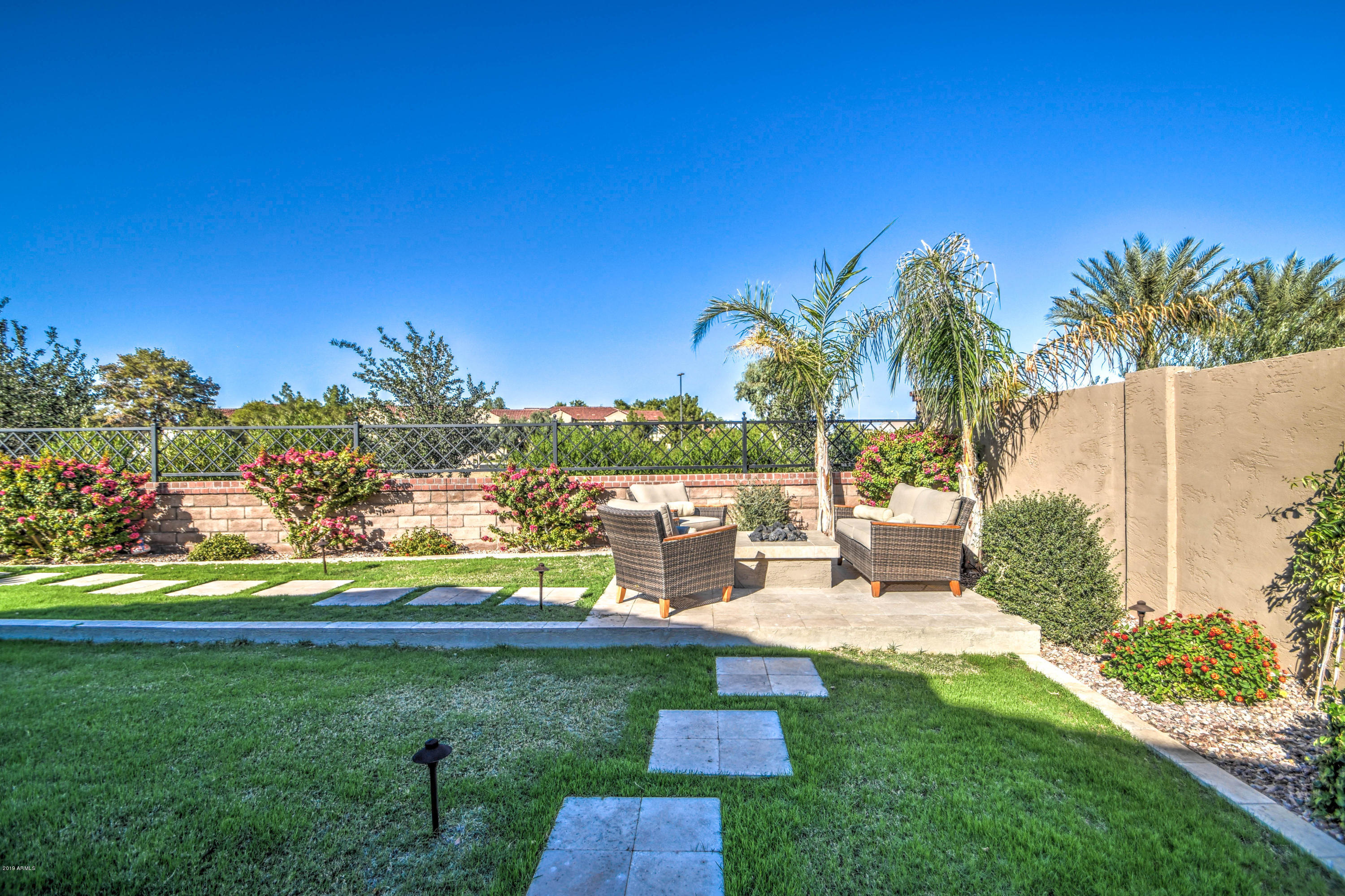 922 West Yellowstone Way Chandler, AZ 85248 - Photo 63 of 79 REAR 9