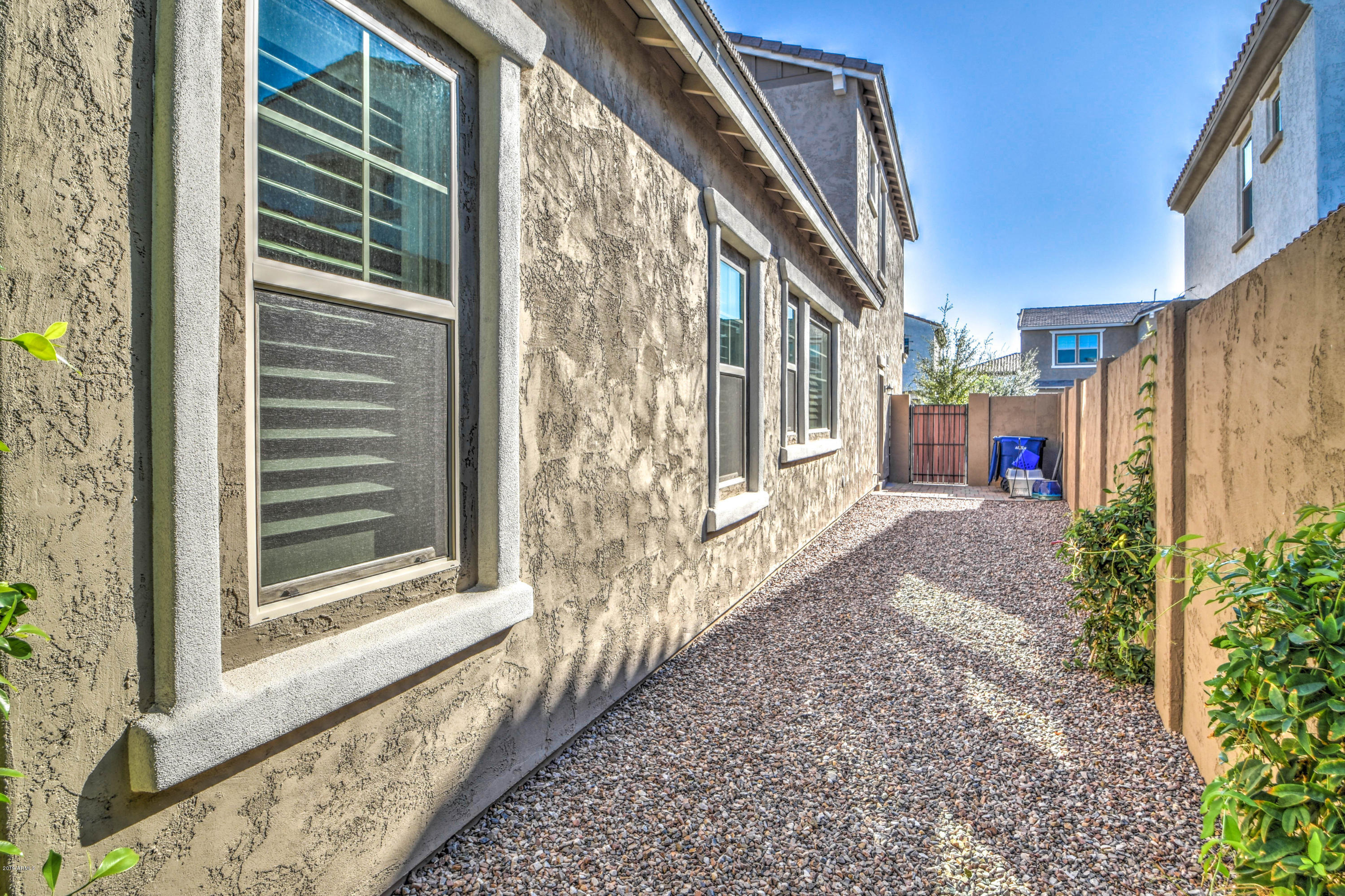 922 West Yellowstone Way Chandler, AZ 85248 - Photo 74 of 79 REAR 4