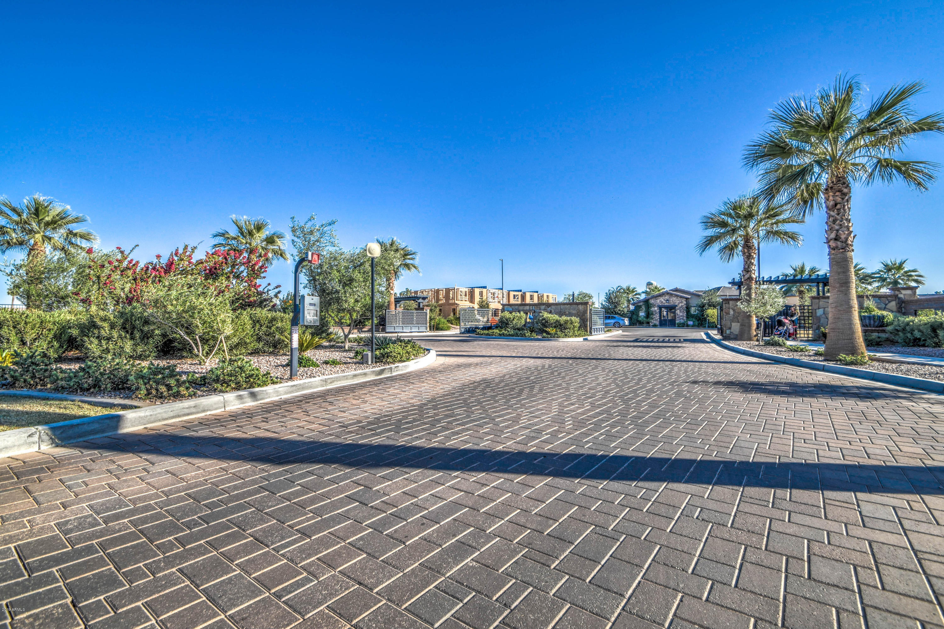 922 West Yellowstone Way Chandler, AZ 85248 - Photo 76 of 79 COMMUNITY 4