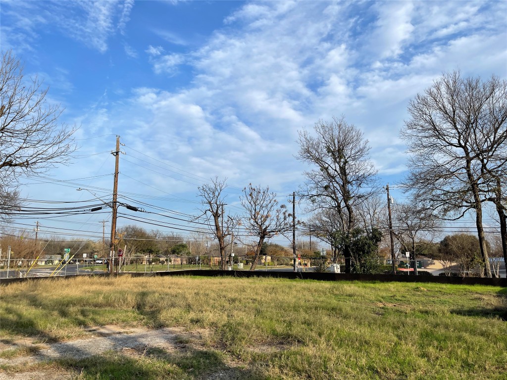 6011 Bolm Road Austin, TX 78721 - Photo 11 of 14 a view of a yard with large trees