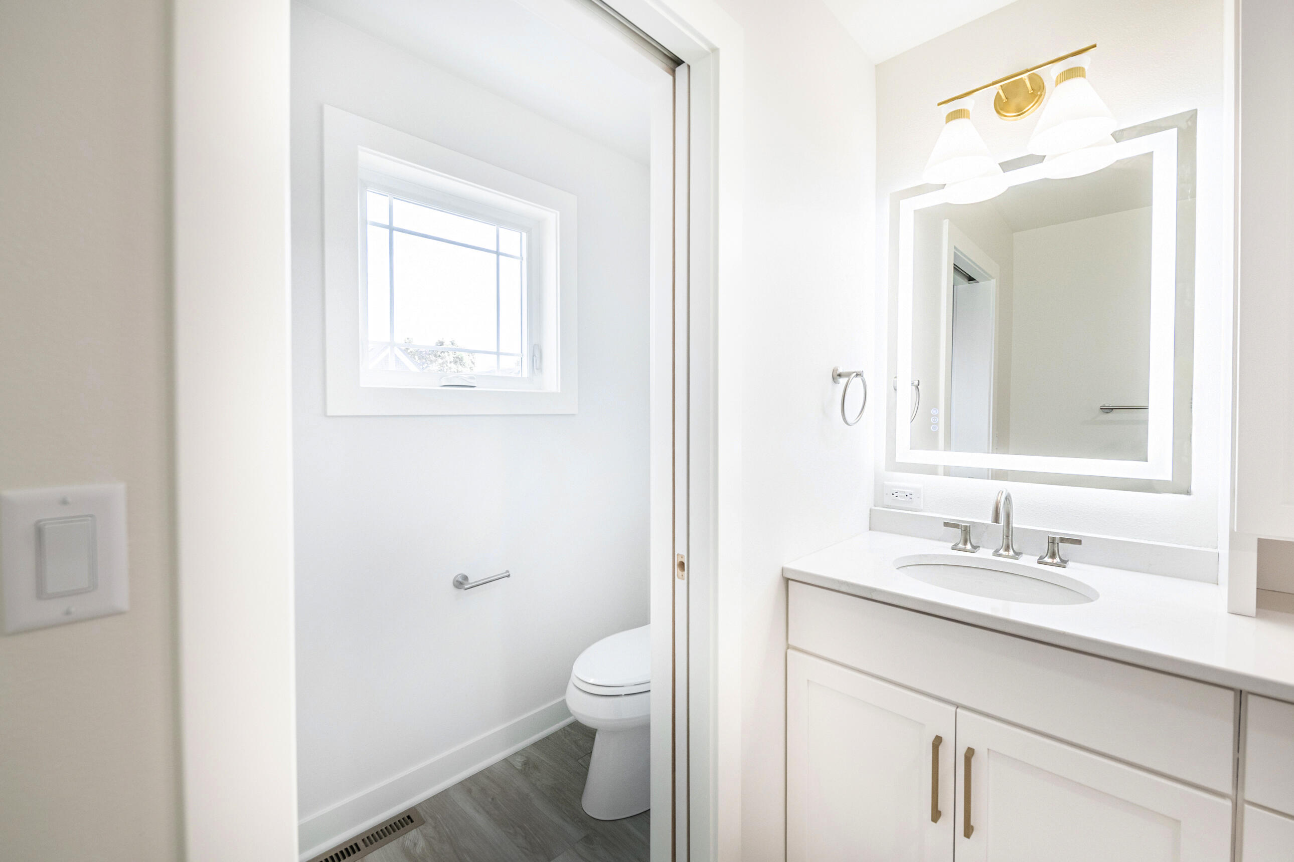 433 Niagara Avenue Sheboygan, WI 53081 - Photo 31 of 70 Owner's Suite Bath with Separate Water Closet