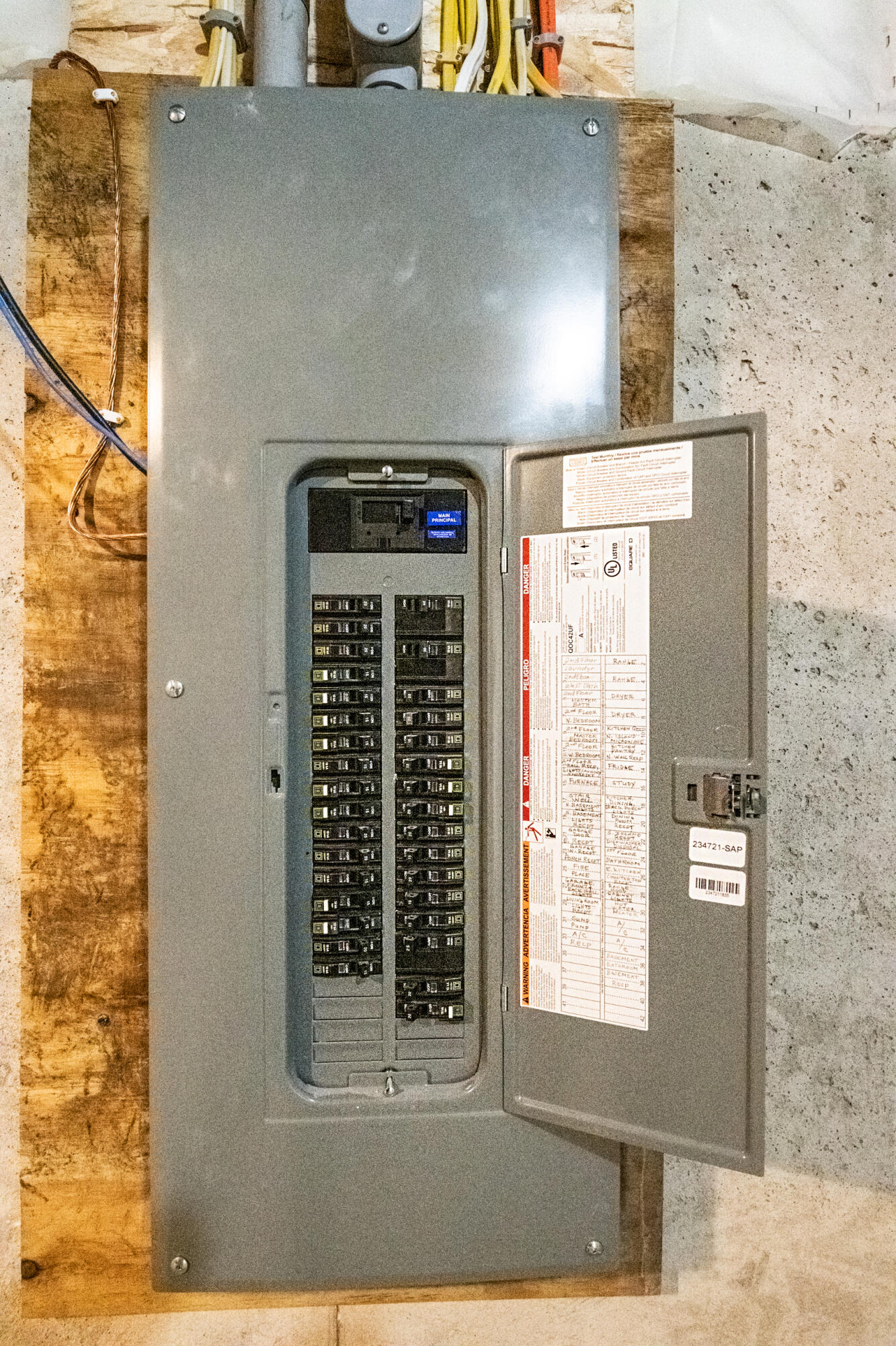433 Niagara Avenue Sheboygan, WI 53081 - Photo 54 of 70 200 Amp Electrical Service