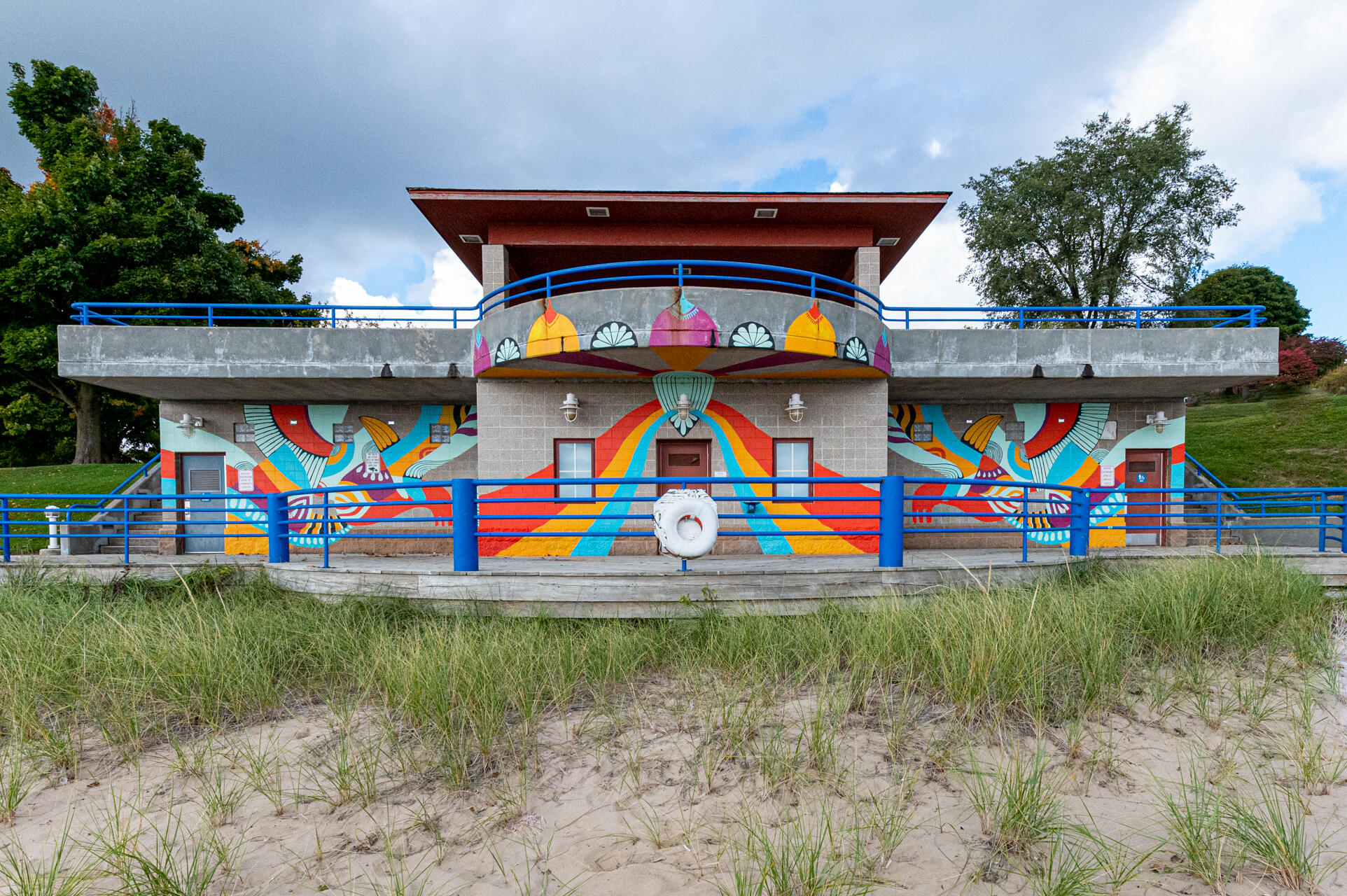 433 Niagara Avenue Sheboygan, WI 53081 - Photo 70 of 70 Deland Park bath house. Rent Paddle Board and Wetsuits.