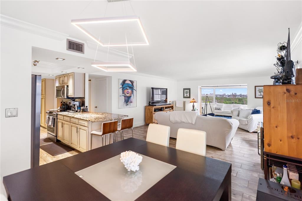 1750 Benjamin Franklin Drive, Unit 6G Sarasota, FL 34236 - Photo 41 of 82