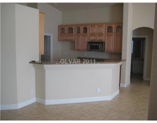 2255 Double Tree Avenue Henderson, NV 89052 - Photo 2 of 9 Kitchen.