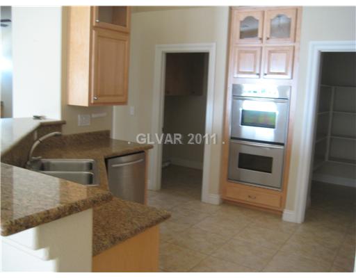 2255 Double Tree Avenue Henderson, NV 89052 - Photo 3 of 9 Kitchen.