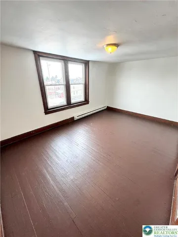 $1,900 | 819 East 5th Street, Unit 2, Bethlehem, PA 18015