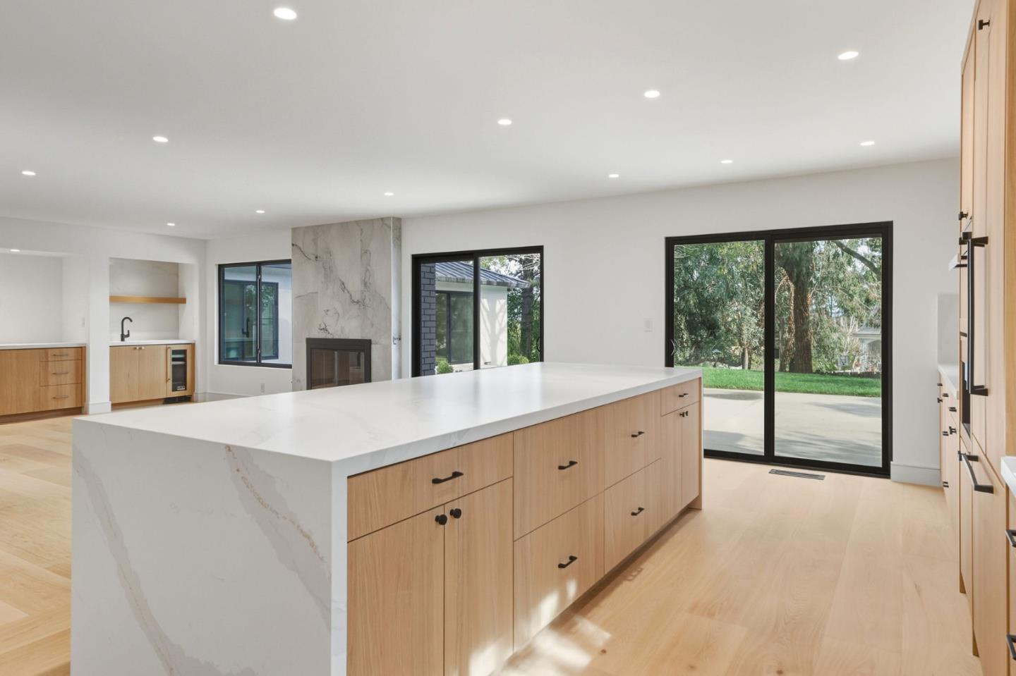 340 Arden Road Hillsborough, CA 94010 - Photo 14 of 31