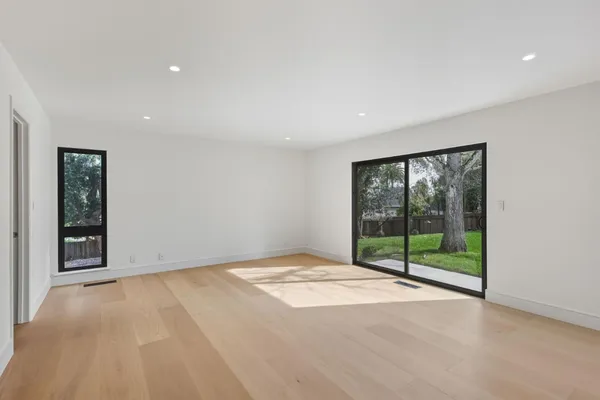 $6,000,000 | 340 Arden Road, Hillsborough, CA 94010