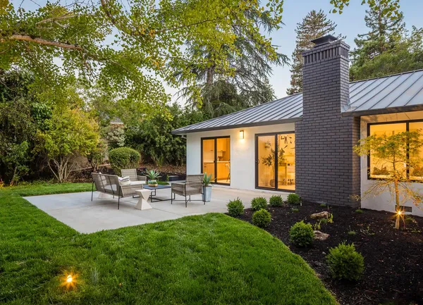 $6,000,000 | 340 Arden Road, Hillsborough, CA 94010