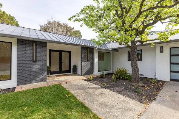 $6,000,000 | 340 Arden Road, Hillsborough, CA 94010