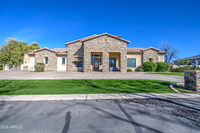 $1,900,000 | 20268 East Sunset Court, Queen Creek, AZ 85142