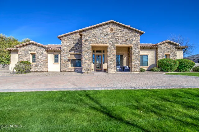 $1,900,000 | 20268 East Sunset Court, Queen Creek, AZ 85142