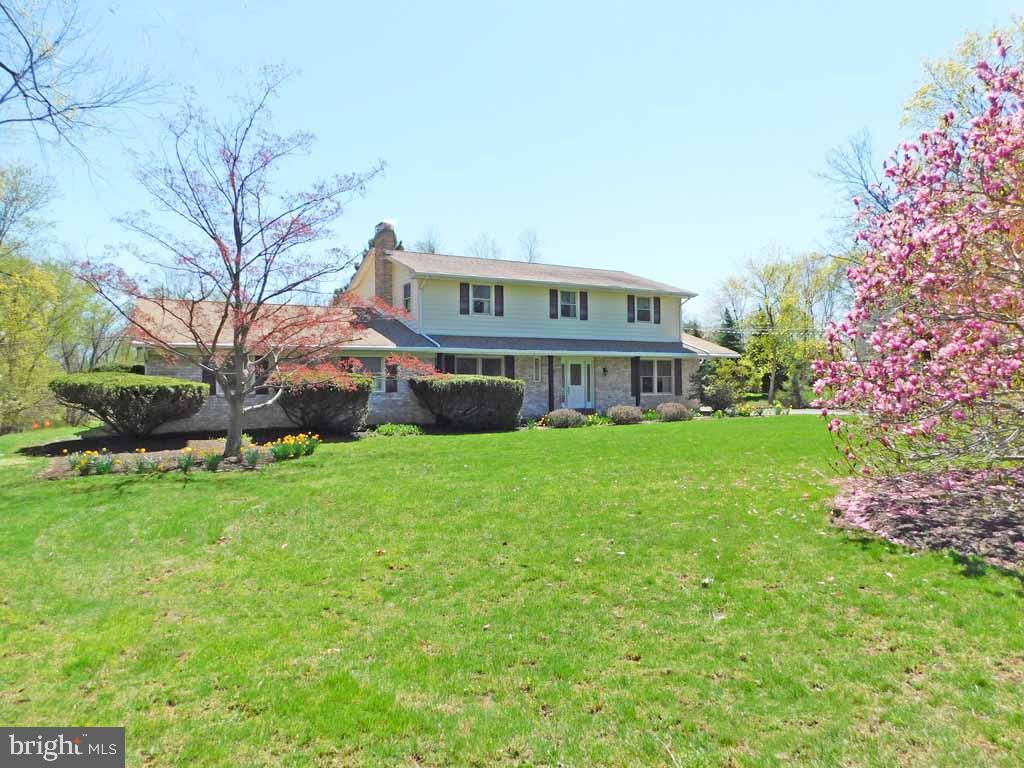 3183 Lower Mountain Road Furlong, PA 18925 - Photo 3 of 54 Front View