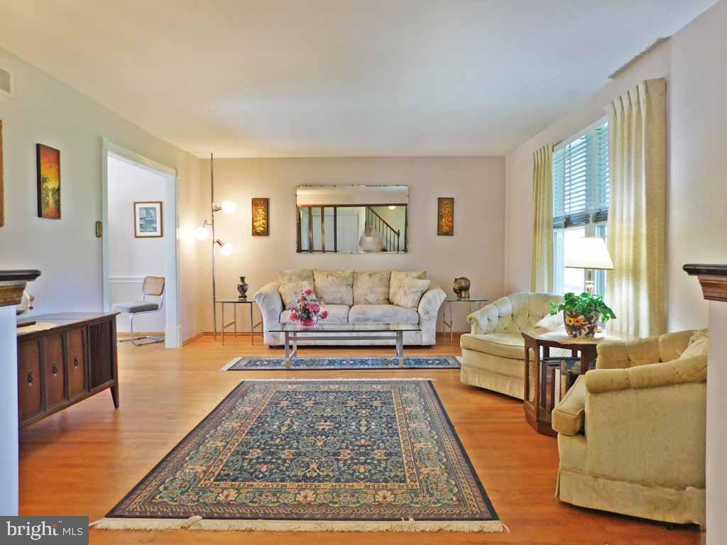 3183 Lower Mountain Road Furlong, PA 18925 - Photo 7 of 54 Living Room