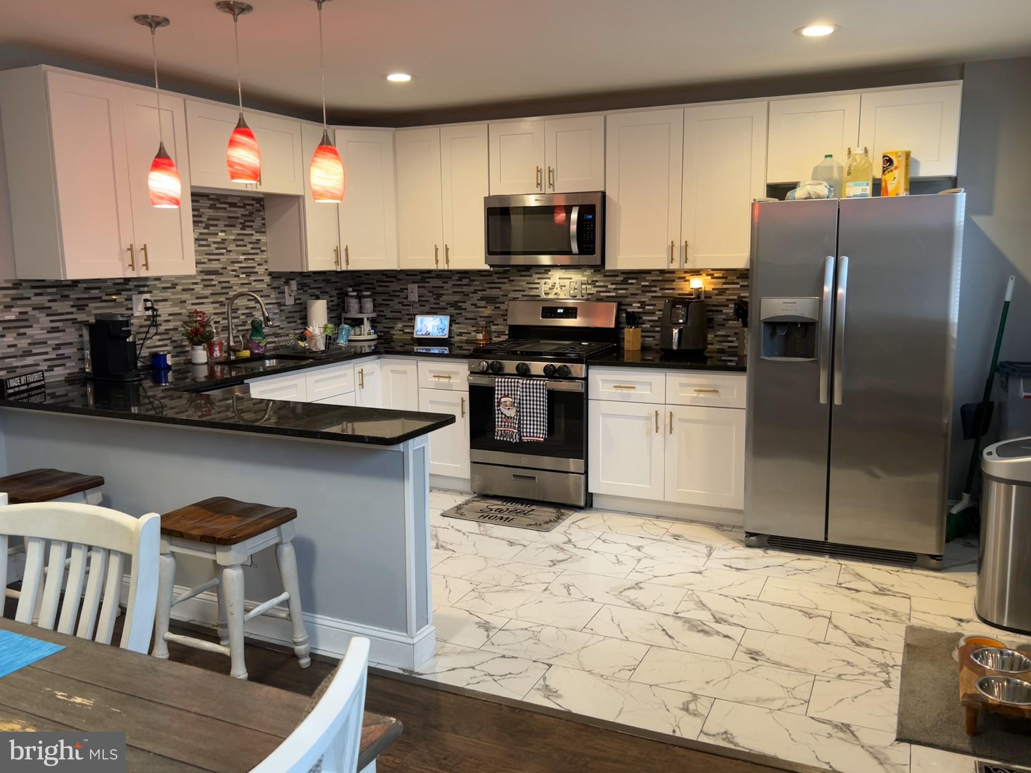 3642 Newberry Road Philadelphia, PA 19154 - Photo 5 of 29 Kitchen