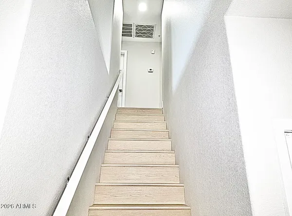 $2,575 | 15677 North 29th Street, Phoenix, AZ 85032