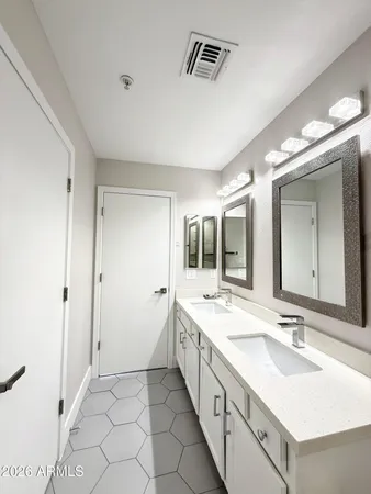 $2,475 | 15677 North 29th Street, Phoenix, AZ 85032