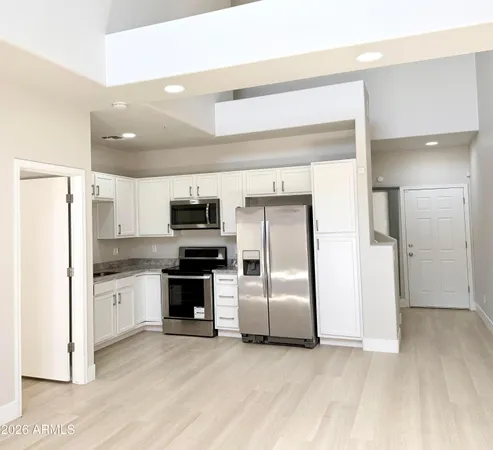 $2,395 | 15677 North 29th Street, Phoenix, AZ 85032