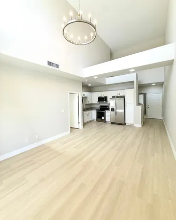 $2,395 | 15677 North 29th Street, Phoenix, AZ 85032