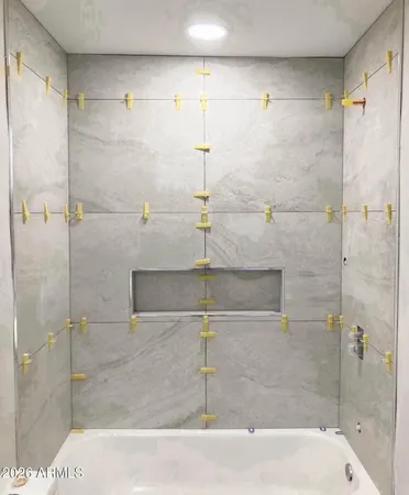 $2,395 | 15677 North 29th Street, Phoenix, AZ 85032