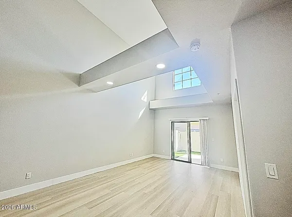 $2,575 | 15677 North 29th Street, Phoenix, AZ 85032
