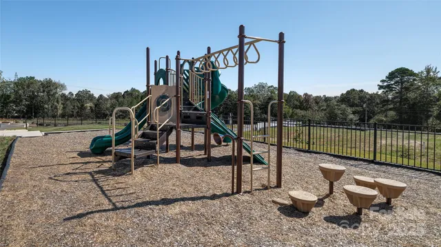 $435,000 | 12039 Zazu Way, Charlotte, NC 28215