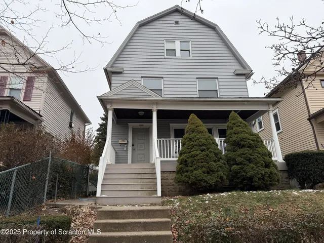 $1,800 | 1018 Madison Avenue, Scranton, PA 18510