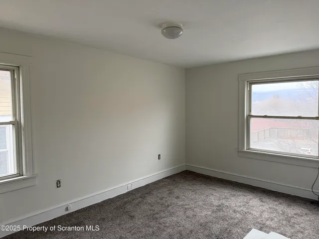 $1,800 | 1018 Madison Avenue, Scranton, PA 18510