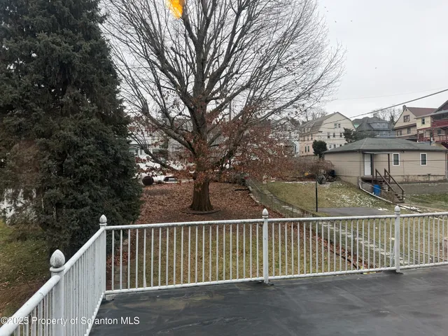 $1,800 | 1018 Madison Avenue, Scranton, PA 18510