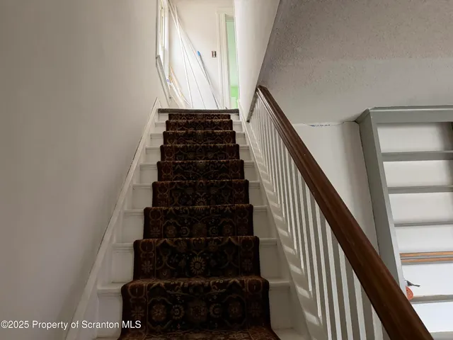 $1,800 | 1018 Madison Avenue, Scranton, PA 18510