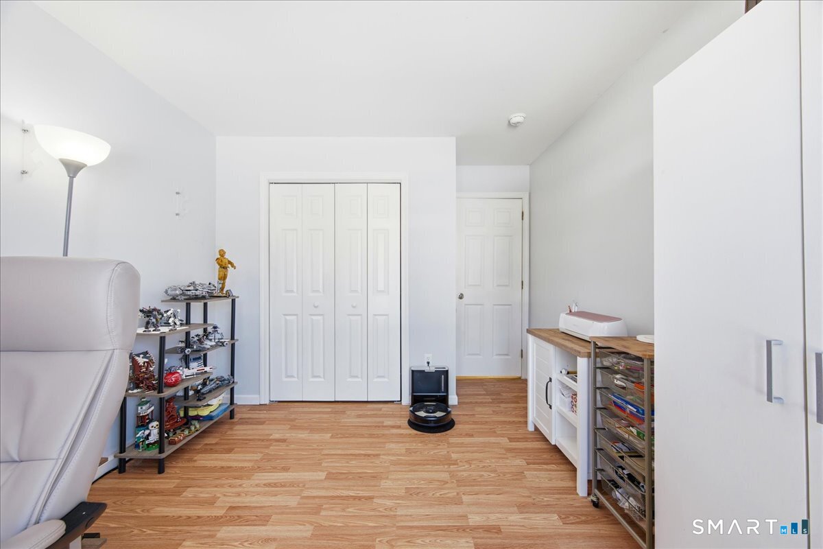 76 Alice St Extension Norwich, CT 06360 - Photo 17 of 37