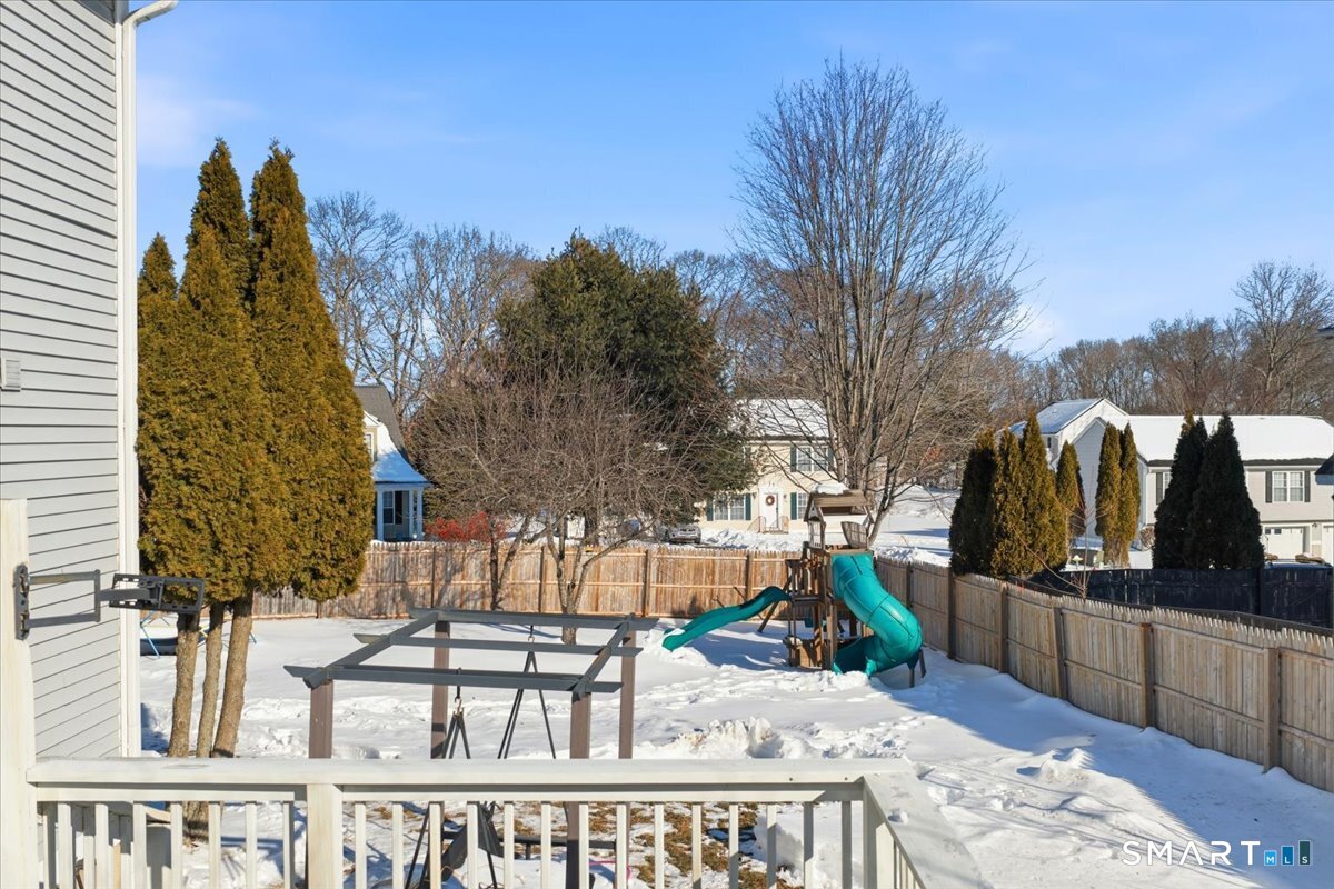 76 Alice St Extension Norwich, CT 06360 - Photo 33 of 37