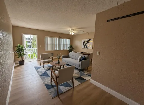$1,500 | 1451 Northeast 170th Street, Unit 211A, North Miami Beach, FL 33162