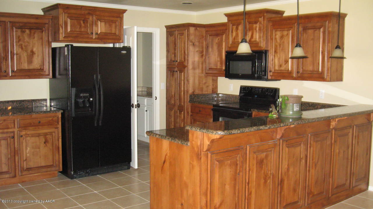 6911 Nick Street Amarillo, TX 79119 - Photo 3 of 26 Kitchen