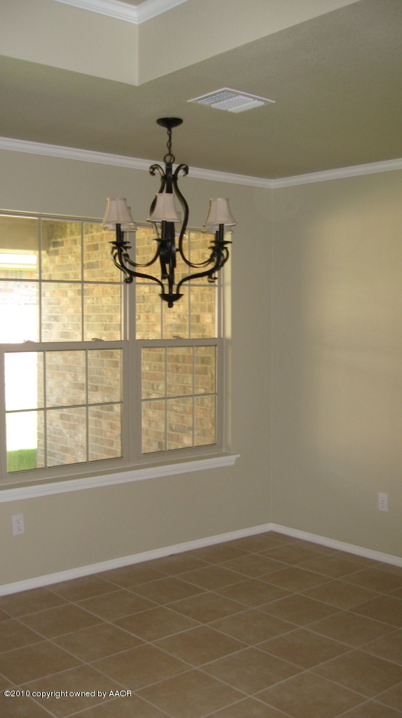 6911 Nick Street Amarillo, TX 79119 - Photo 5 of 26 Dinning