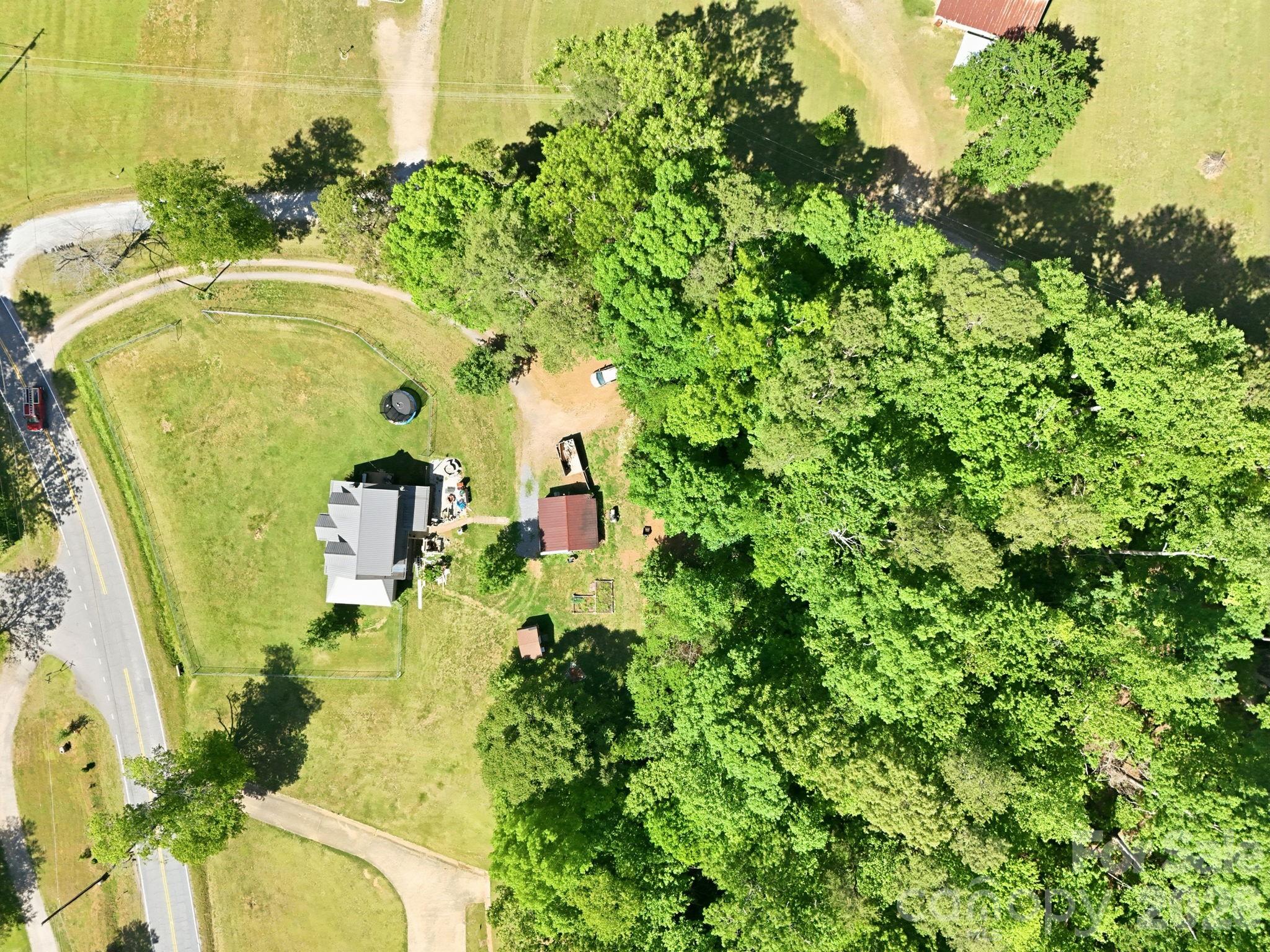 5054 Sugar Hill Road Marion, NC 28752 - Photo 4 of 42