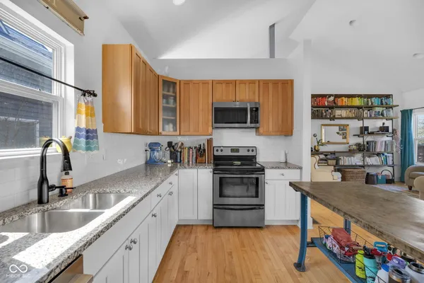 $459,000 | 1645 Carrollton Avenue, Indianapolis, IN 46202